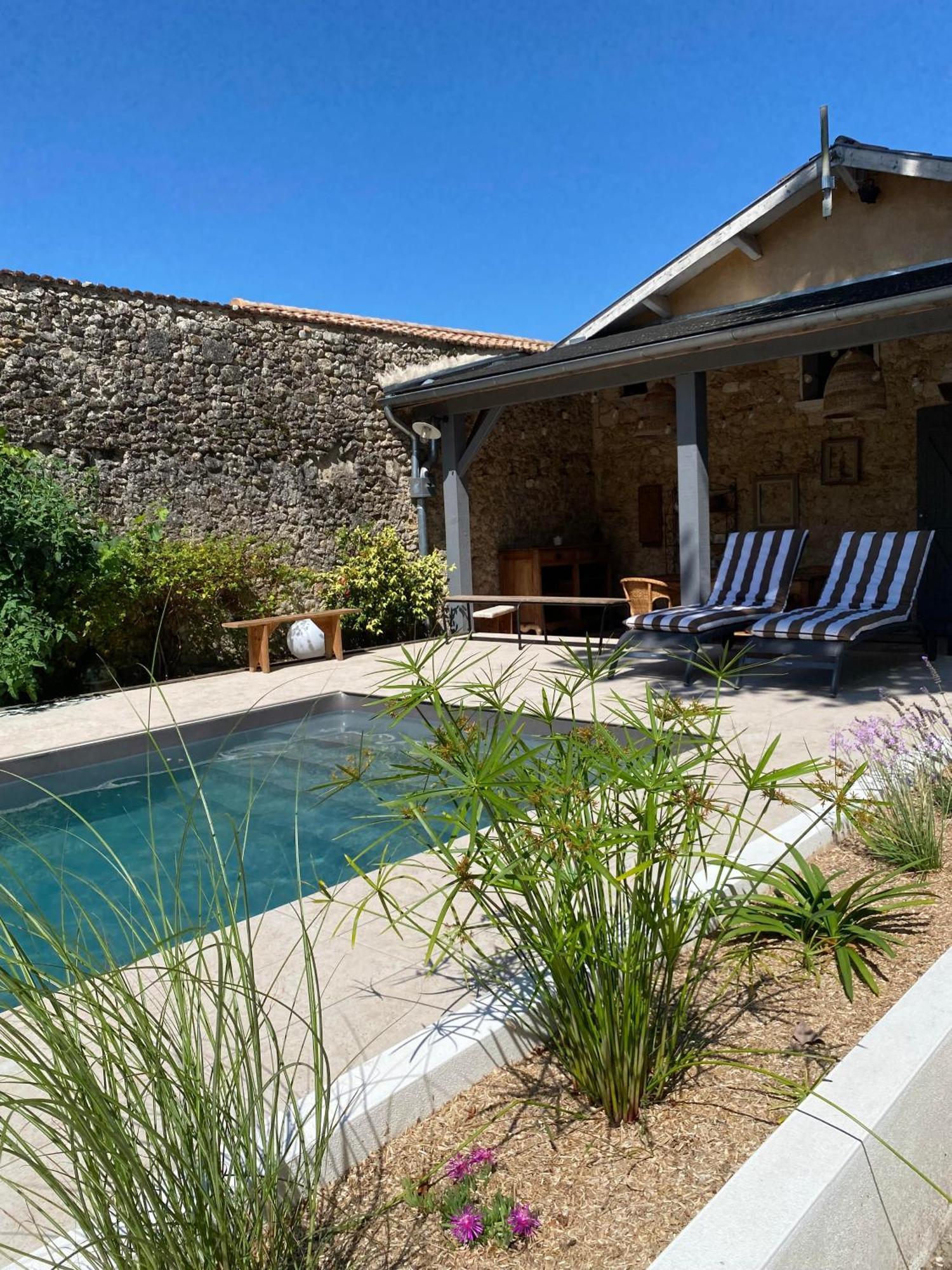 La Maison Reverdi Lamarque 外观 照片