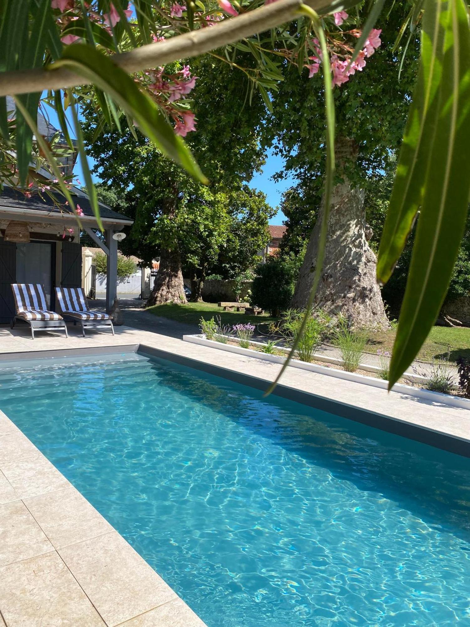 La Maison Reverdi Lamarque 外观 照片