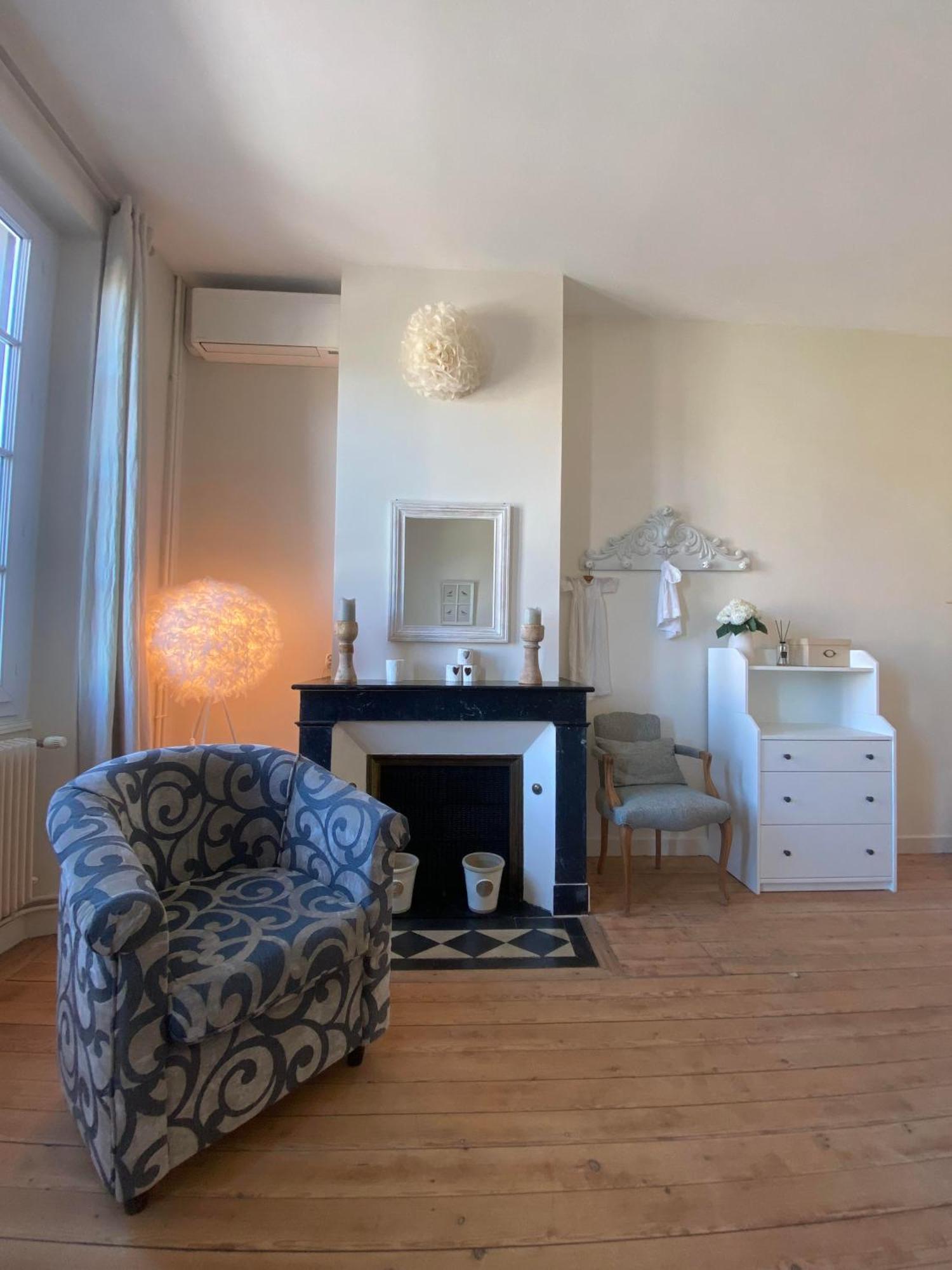 La Maison Reverdi Lamarque 外观 照片